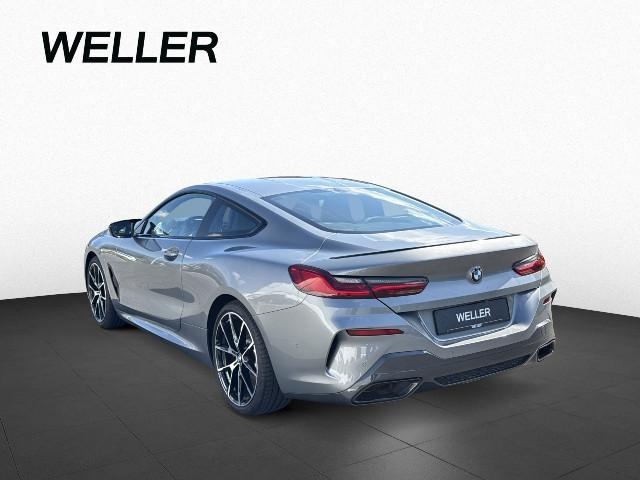 BMW 850