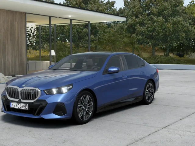 BMW i5