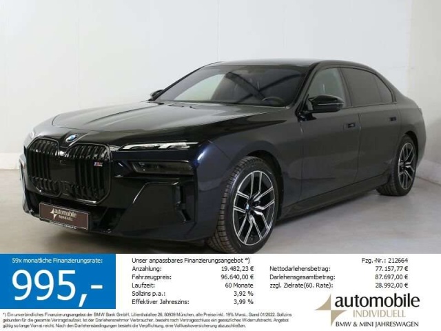 BMW i7