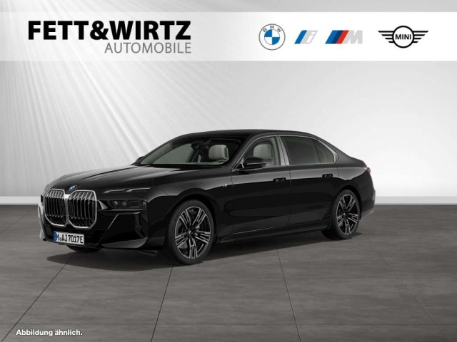BMW i7