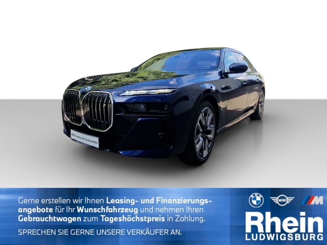 BMW i7
