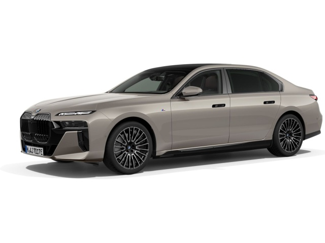 BMW I7