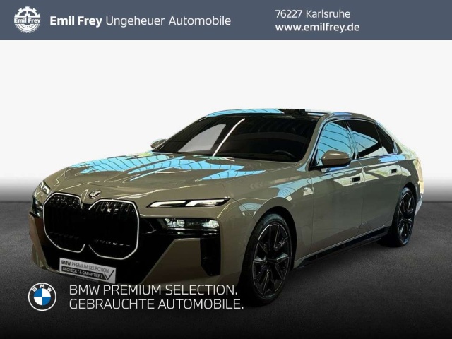 BMW i7