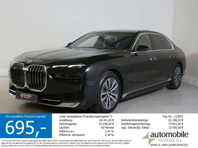 BMW i7