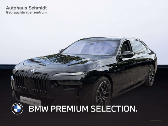 BMW i7