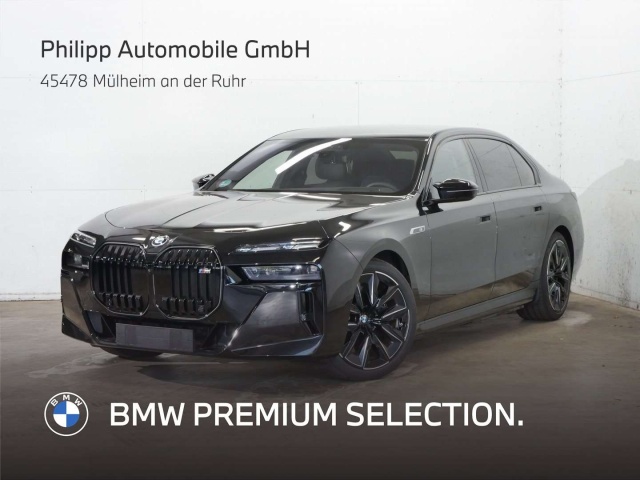 BMW i7