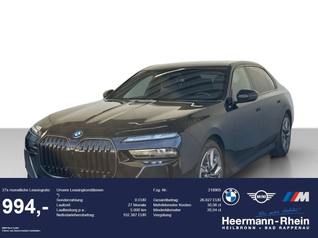 BMW i7