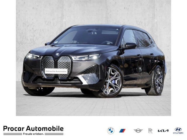 BMW iX