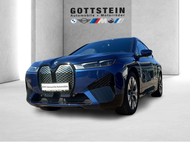 BMW iX