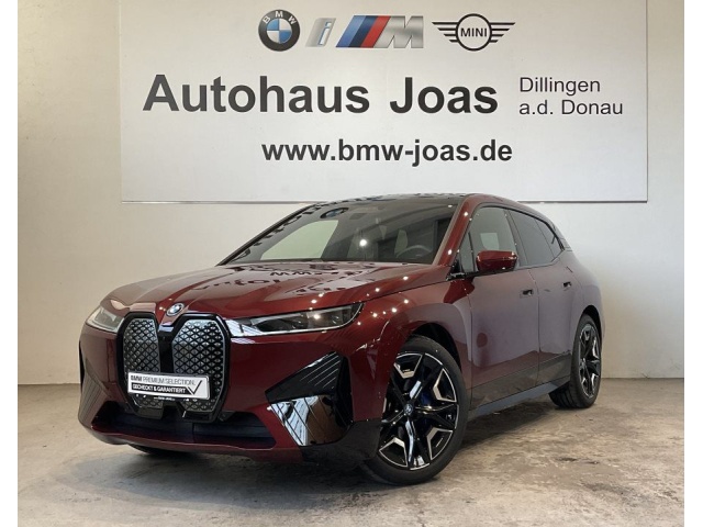 BMW iX