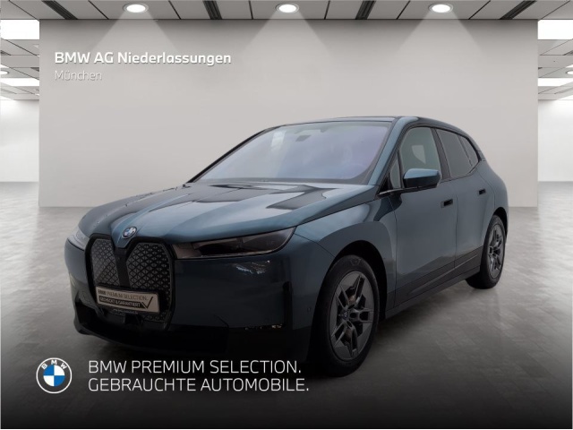 BMW iX