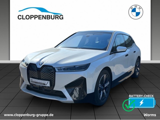 BMW iX