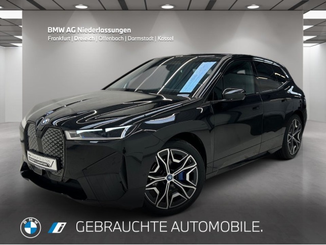 BMW iX