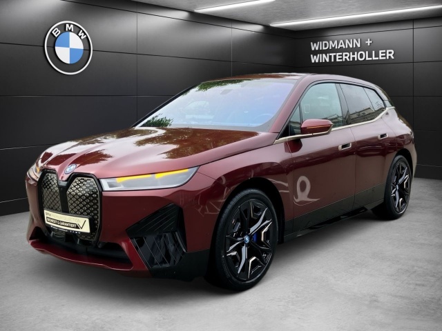 BMW iX
