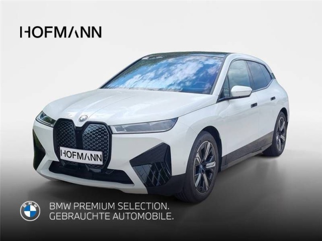BMW iX