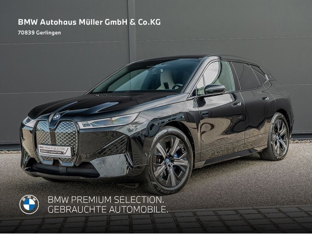 BMW iX