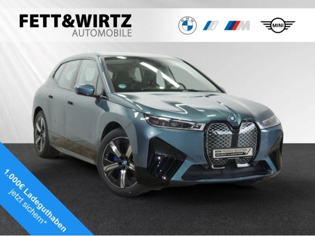 BMW iX