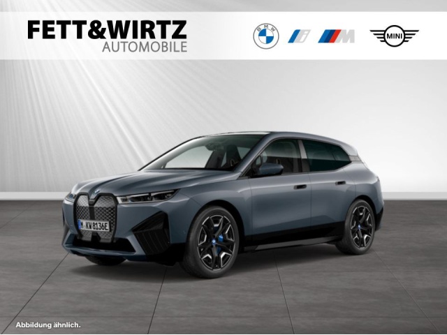 BMW iX