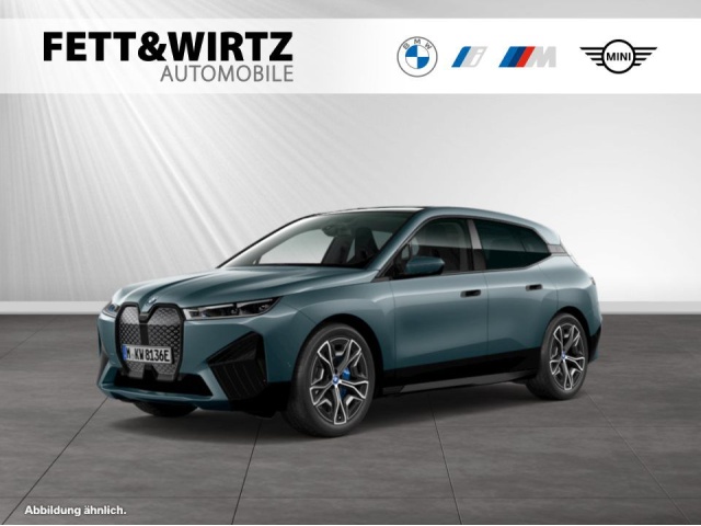 BMW iX