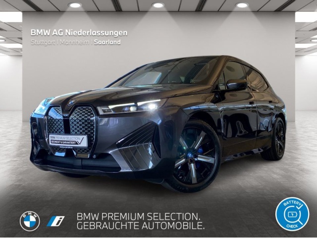 BMW iX