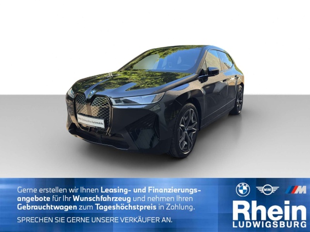 BMW iX