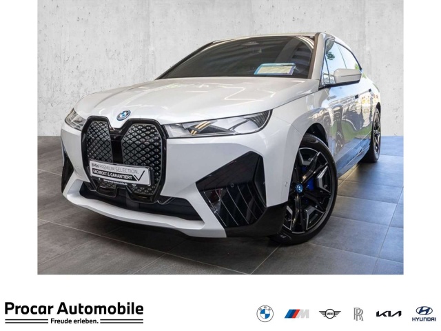 BMW iX