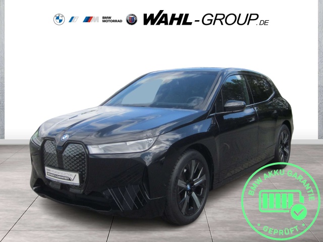 BMW iX