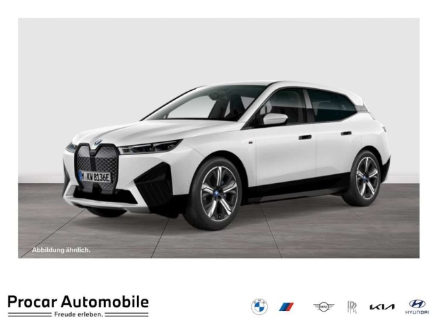 BMW iX