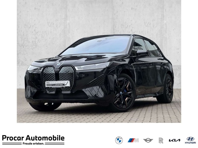 BMW iX