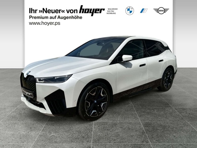 BMW iX