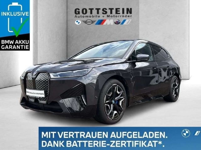 BMW iX
