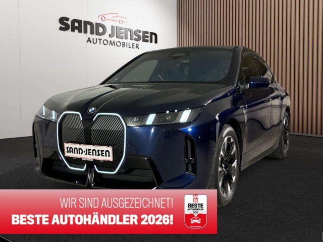 BMW iX