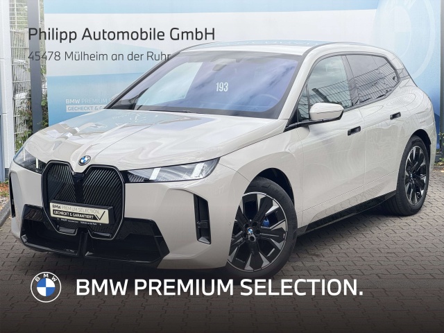 BMW iX