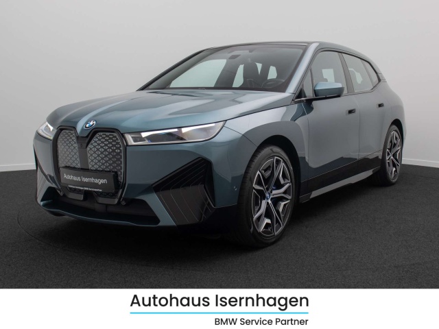 BMW iX