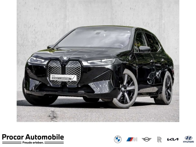 BMW iX