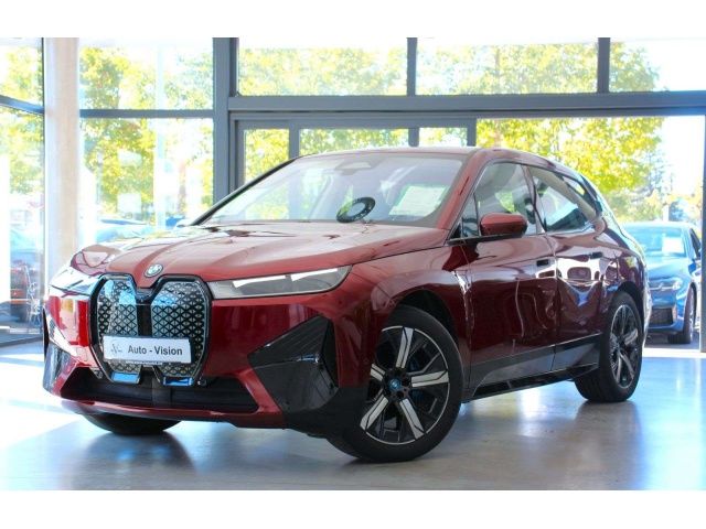 BMW iX