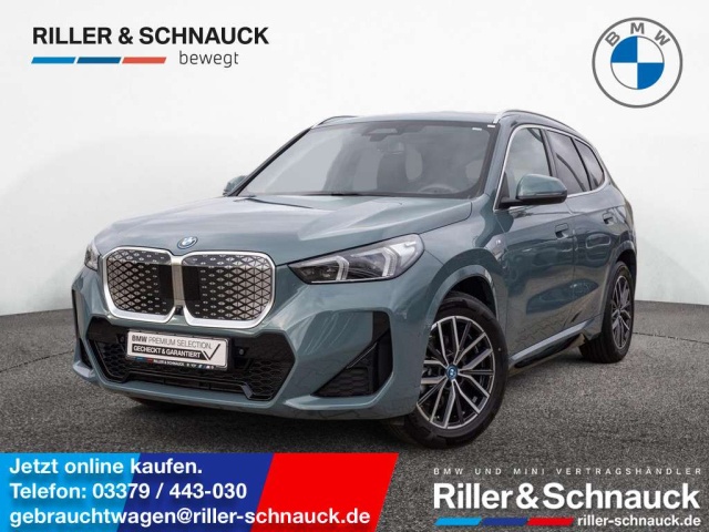 BMW iX1