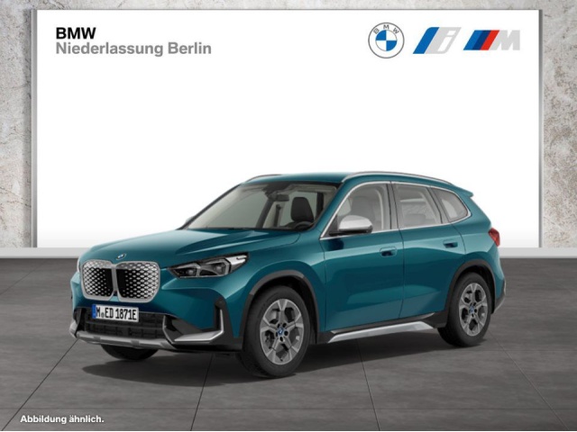 BMW iX1