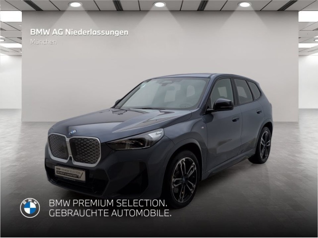 BMW iX1