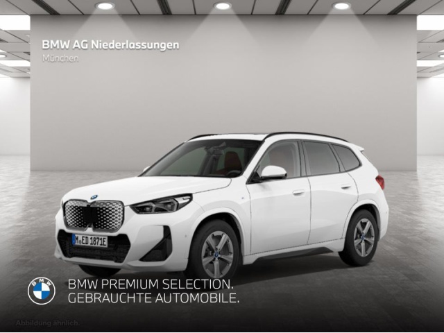 BMW iX1