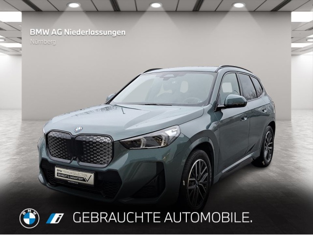 BMW iX1