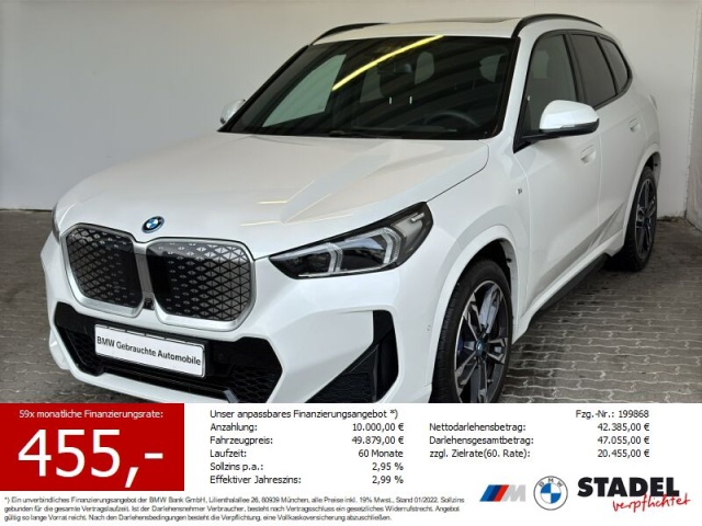BMW iX1