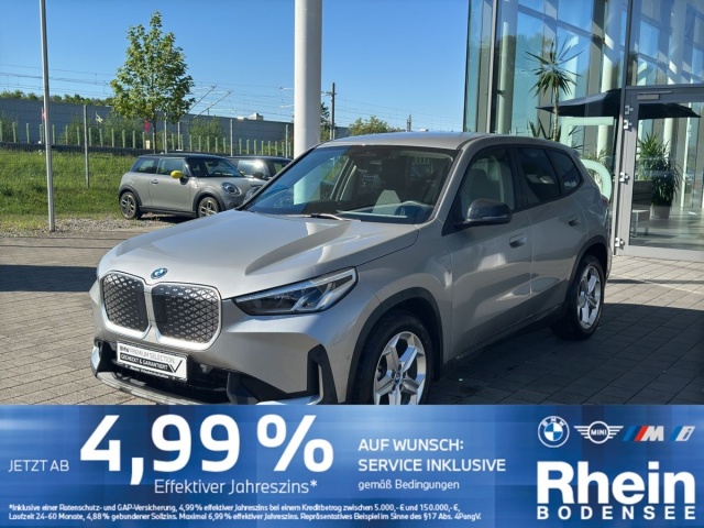 BMW iX1
