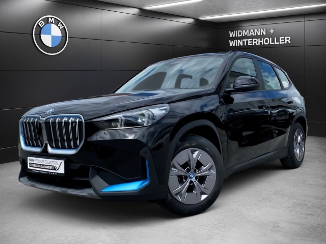 BMW iX1