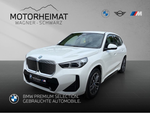 BMW iX1