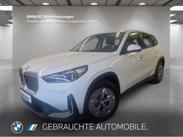BMW iX1