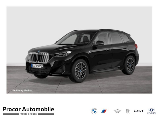 BMW iX1