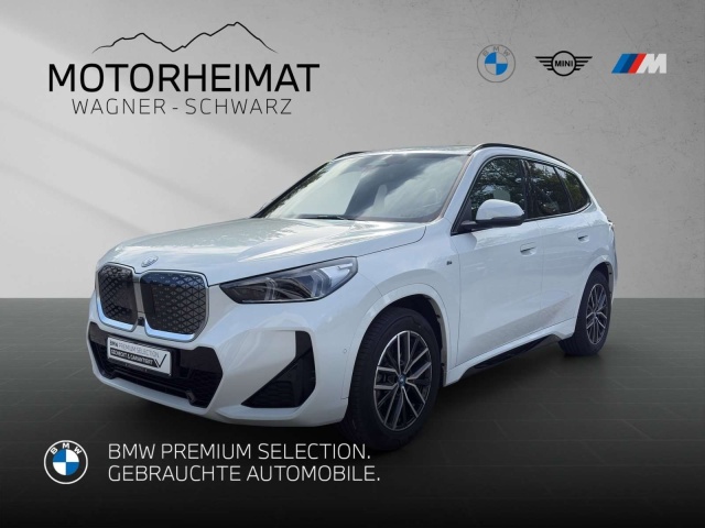BMW iX1