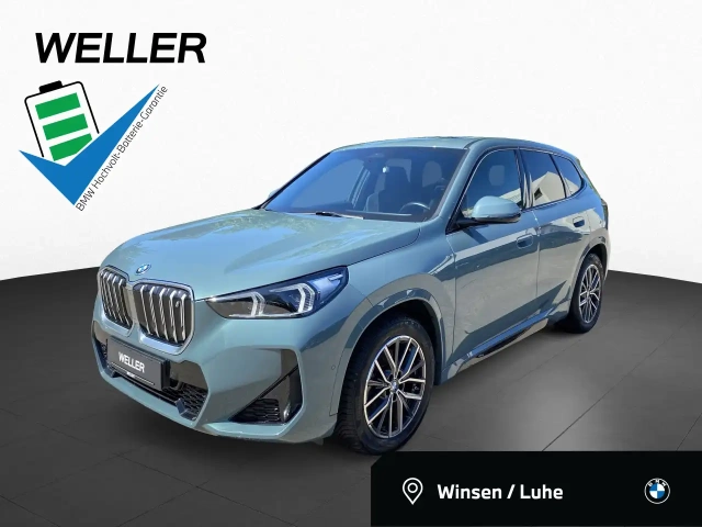 BMW iX1