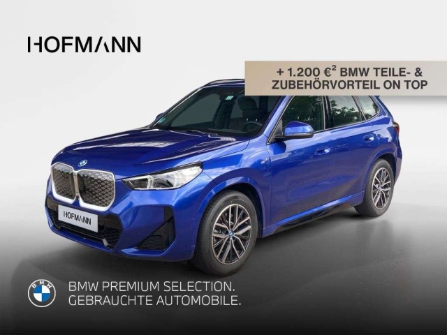 BMW iX1